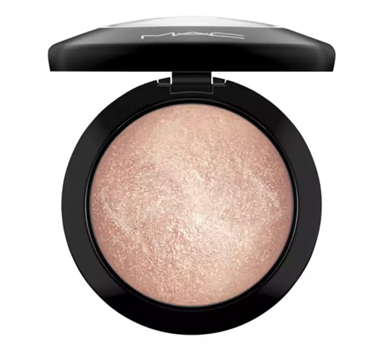 Pó iluminador Mineralize Skinfinish Cor Soft and Gentle - M.A.C